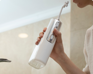 Irrigador Dental Portátil – Limpieza Profunda en Casa – Sonrisa Sana en Solo 10 Segundos