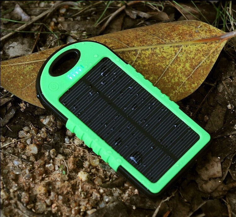 Batería Solar Portátil – Energía Móvil – Mantén tu celular cargado todo el día